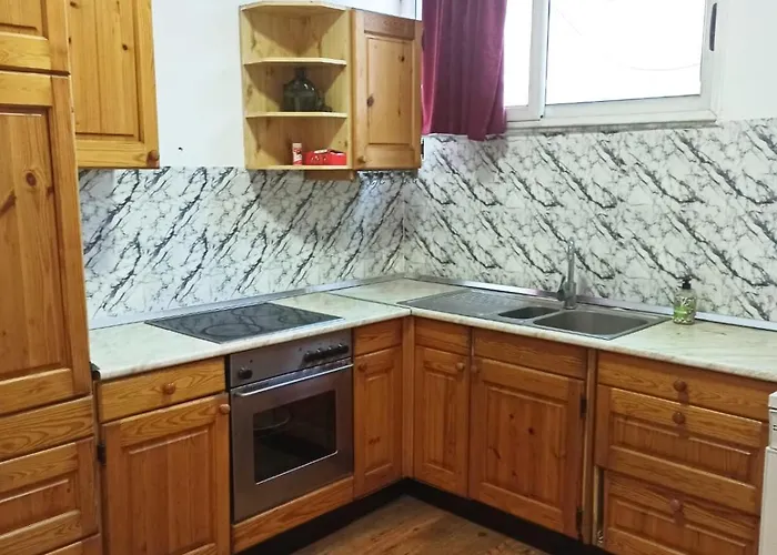 Проживание в семье Skanderbeg Square Residences